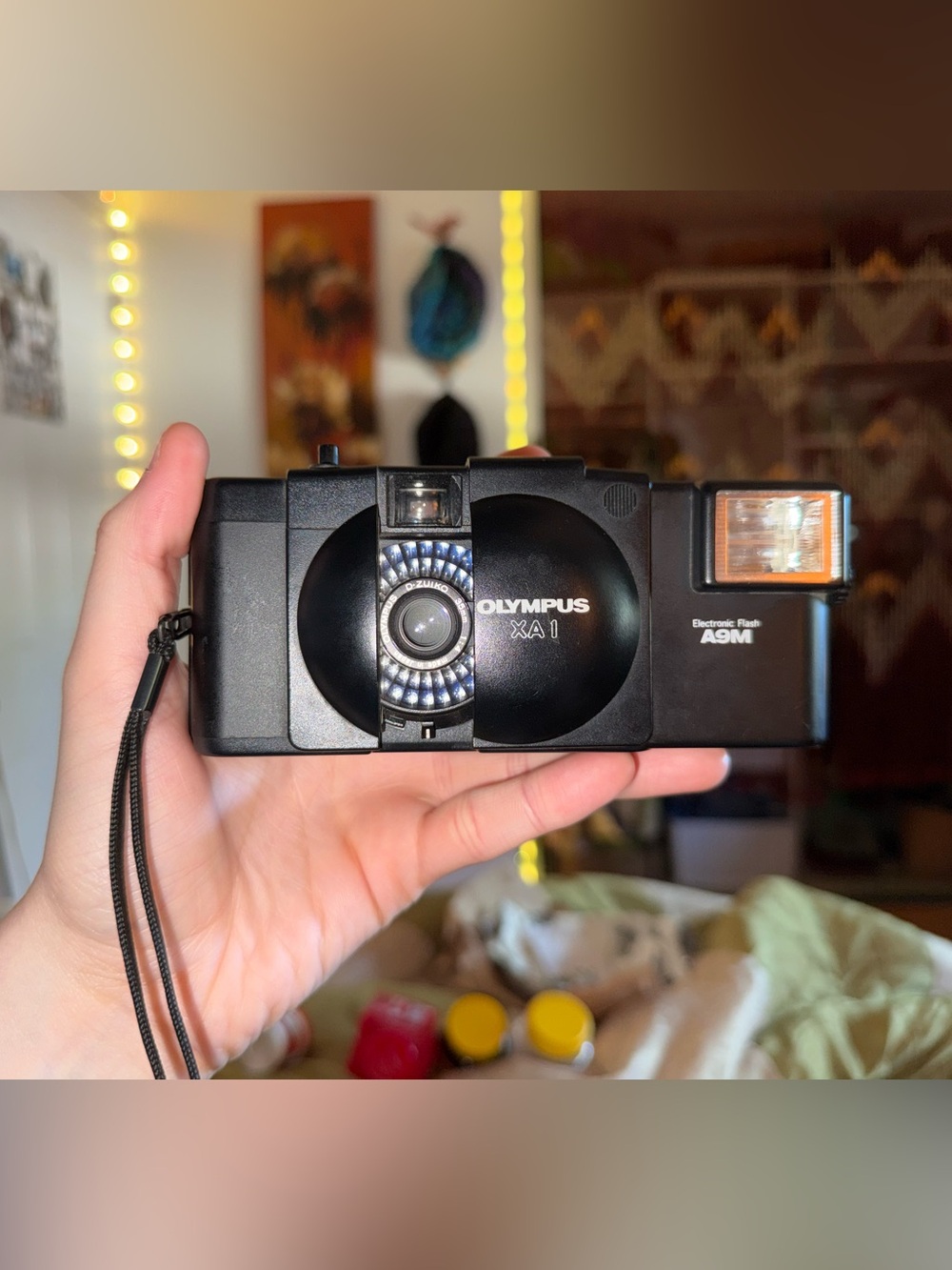Vintage Olympus XA1 35mm film w/ electronic flash A9M (see description!)
